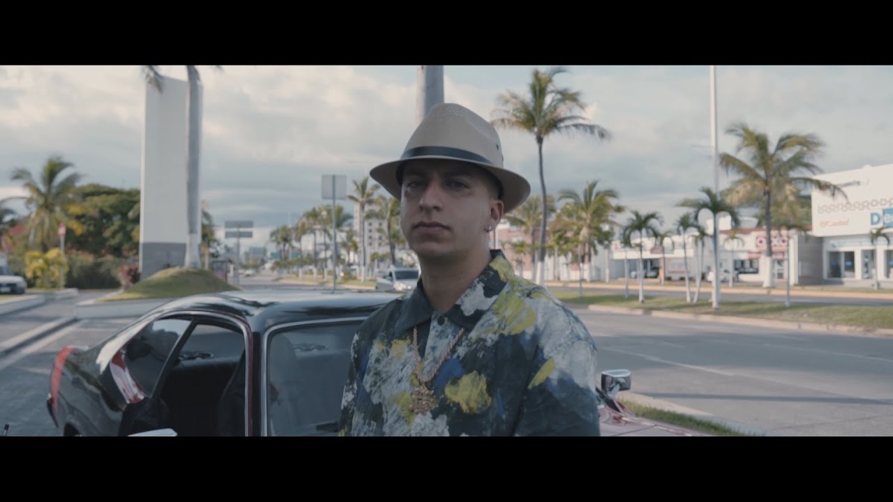 Toser One - Ella (con Karina Garcia)