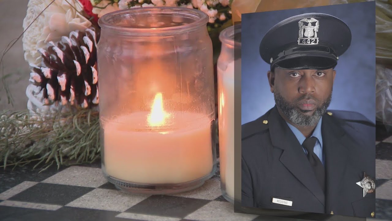 Oak Park police detective dies after being shot - YouTube