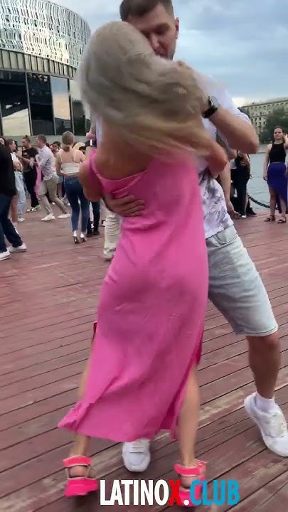 😍Dancing in Moscow🔥 Танцы в Москве 💃 #moscow #russia - YouTube