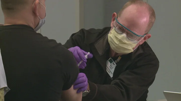 Wash U participating in nationwide Moderna omicron-specific booster vaccine trial