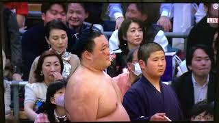 Osaka 2023 - Day 8 - Juryo: Tochinoshin & Asanoyama