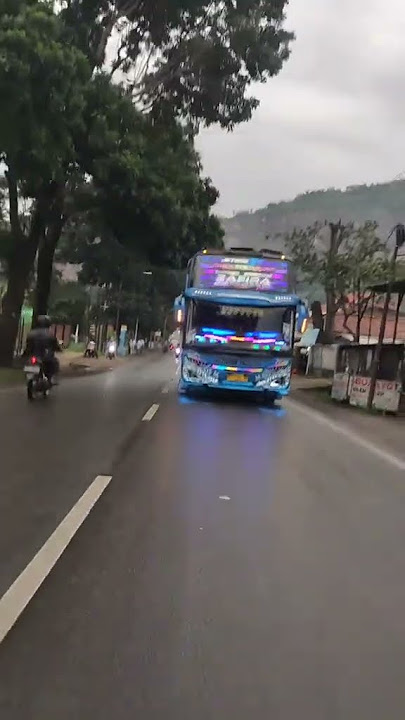 basuri viral bus zafirah #basuri #mobilbasuri #basuribussid #basurimania #busmania #buspariwisata