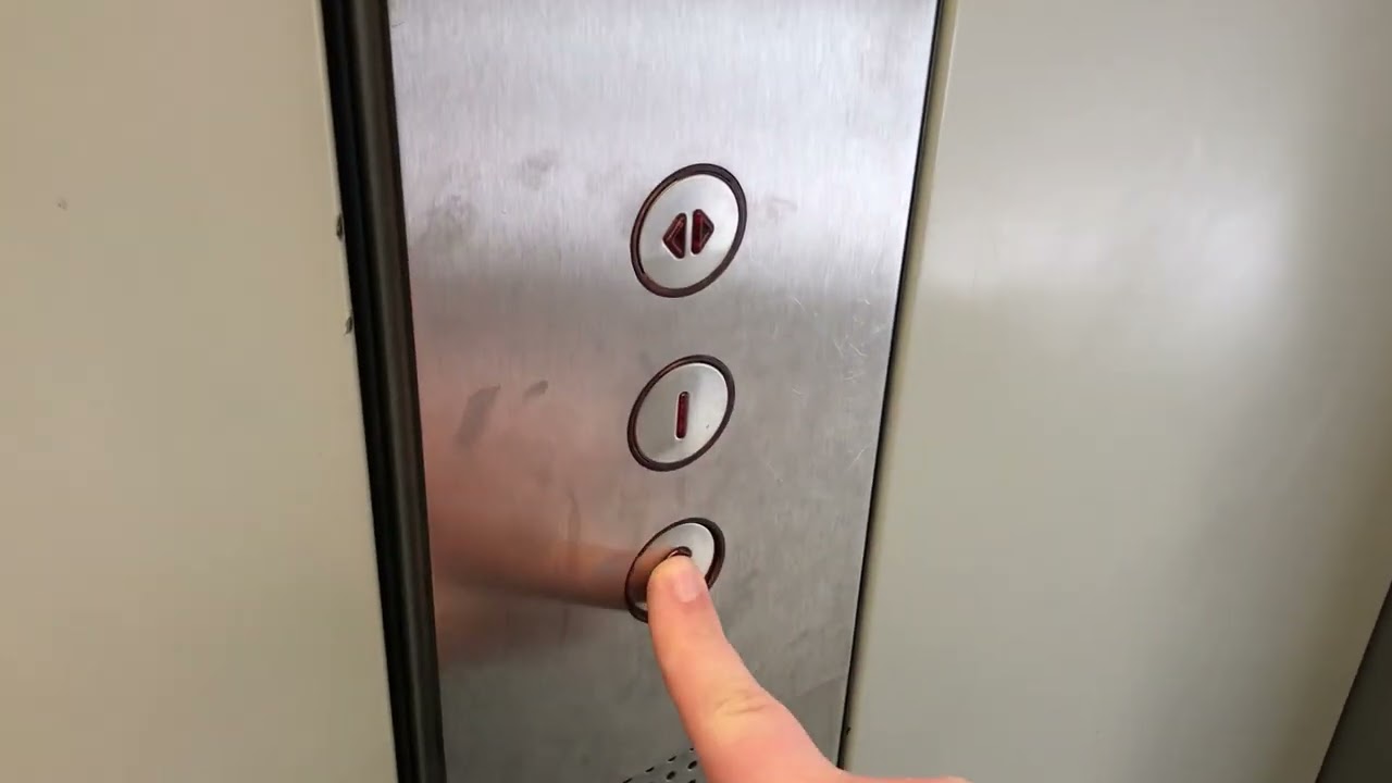 Kone hydraulic lift Wester Hailes Shopping Centre Edinburgh YouTube