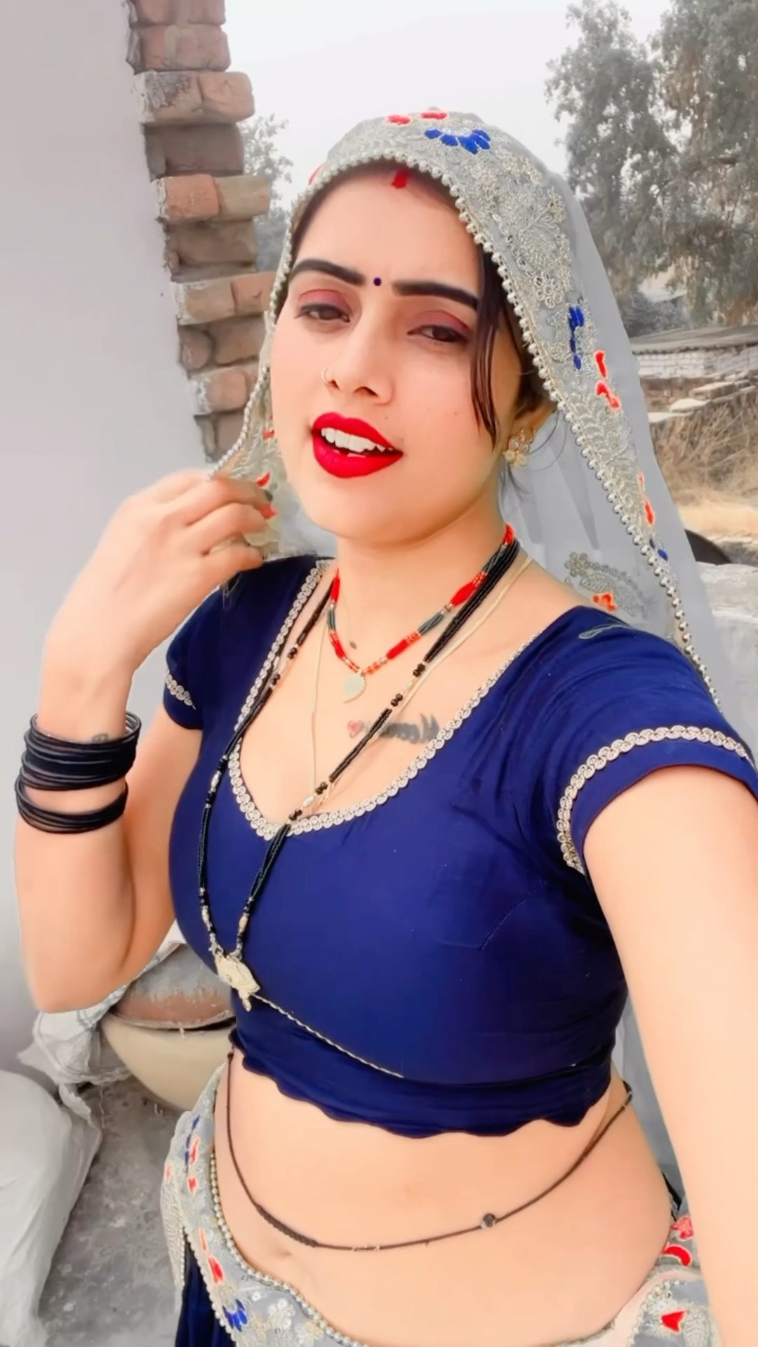तेरा सजना सवारना बिन ?#shorts #dance #meenu #trending #ytshorts