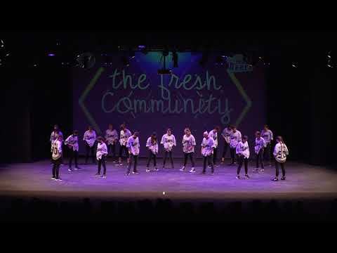 TOP DANCE ACADEMIA - EXHIBICIÓN DE DANZA URBANA DEL PROFESOR ALEX SEGUI.