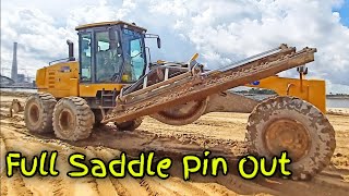 How to Full Saddle Pin Out on Motor Grader | swinging saddle out motor grader | Heavy equipment