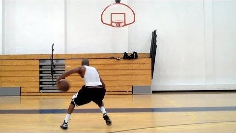 Crossover Step Pivot-Spin, Half-Crossover Drive | Kevin Durant/Kobe Moves | Dre Baldwin