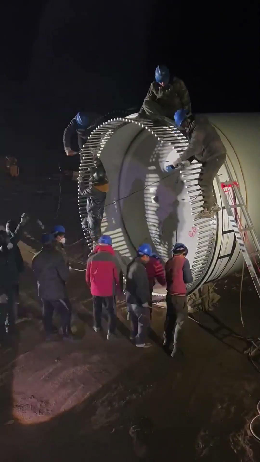 Wind Turbine Blade Replacement Screw Process YouTube Wind Turbine Blade Replacement Screw Process YouTube