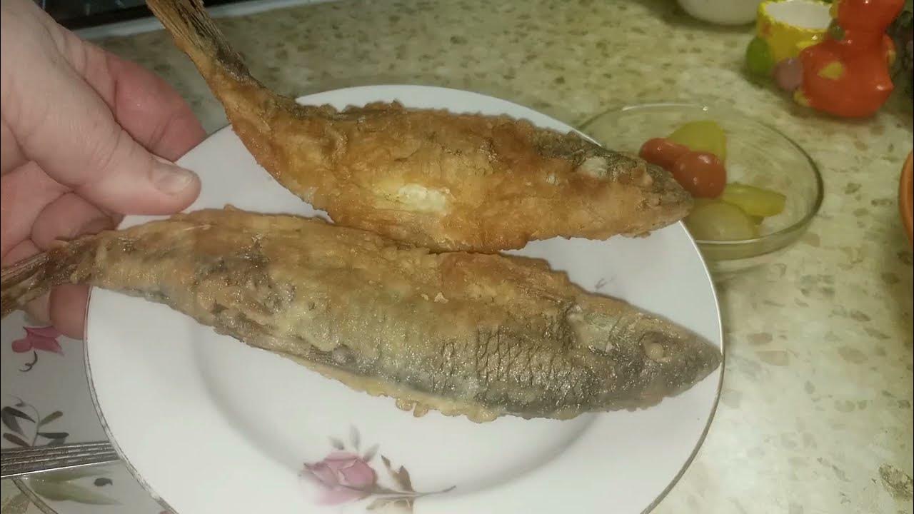 Жареный чебак. Жареный чебак. Чебак сорожка. Жареная плотва. Омуль рыба.