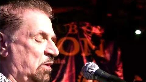 Groovin' Cover version - Cover performance video thumbnail