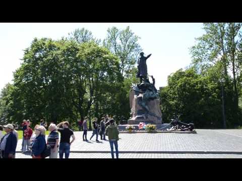 Кронштадт. Якорная площадь. Морской Никольский собор.