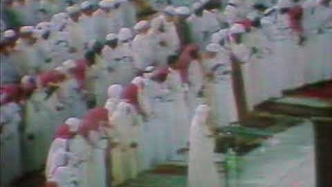 من نوادر التلاوة صلاة التراويح سورة  آل عمران بالتكبيرات الحذيفي 1408هـ