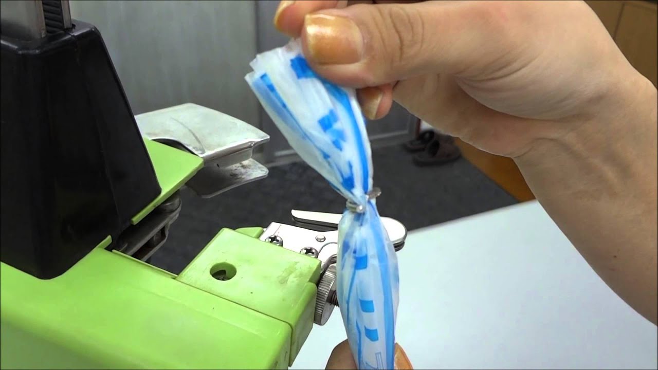 食品機械プロツールプラス：MAX袋とじ機パックナーHR-PSⅡ動作テスト