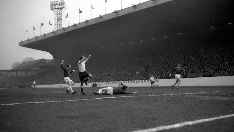 Manchester United v Tottenham Hotspur.. 1962 FA Cup Semi Final.. (HILLSBOROUGH)