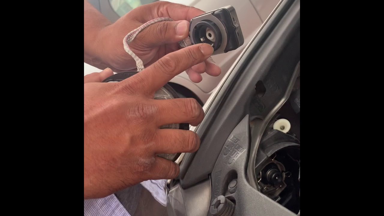 HID Bulb Change On Lexus IS300 Hybrid Driver side YouTube