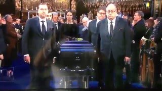 Video thumbnail of "Celine Dion her song, on René his farewell live."