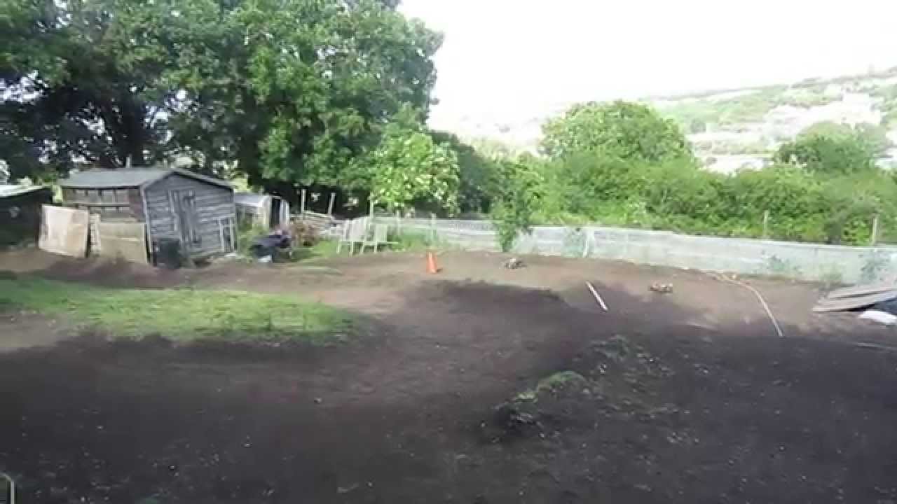 ansmann terrier 2 vs virus 2 vs hpi trophy truggy at bristol rc car track the "SMALL L" config.