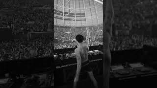 TECHNO #atmospheric #techno #girl #rave