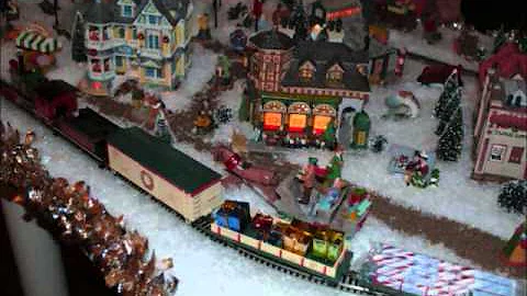 Rich & Debbie Manzano's Christmas Village & Train ...