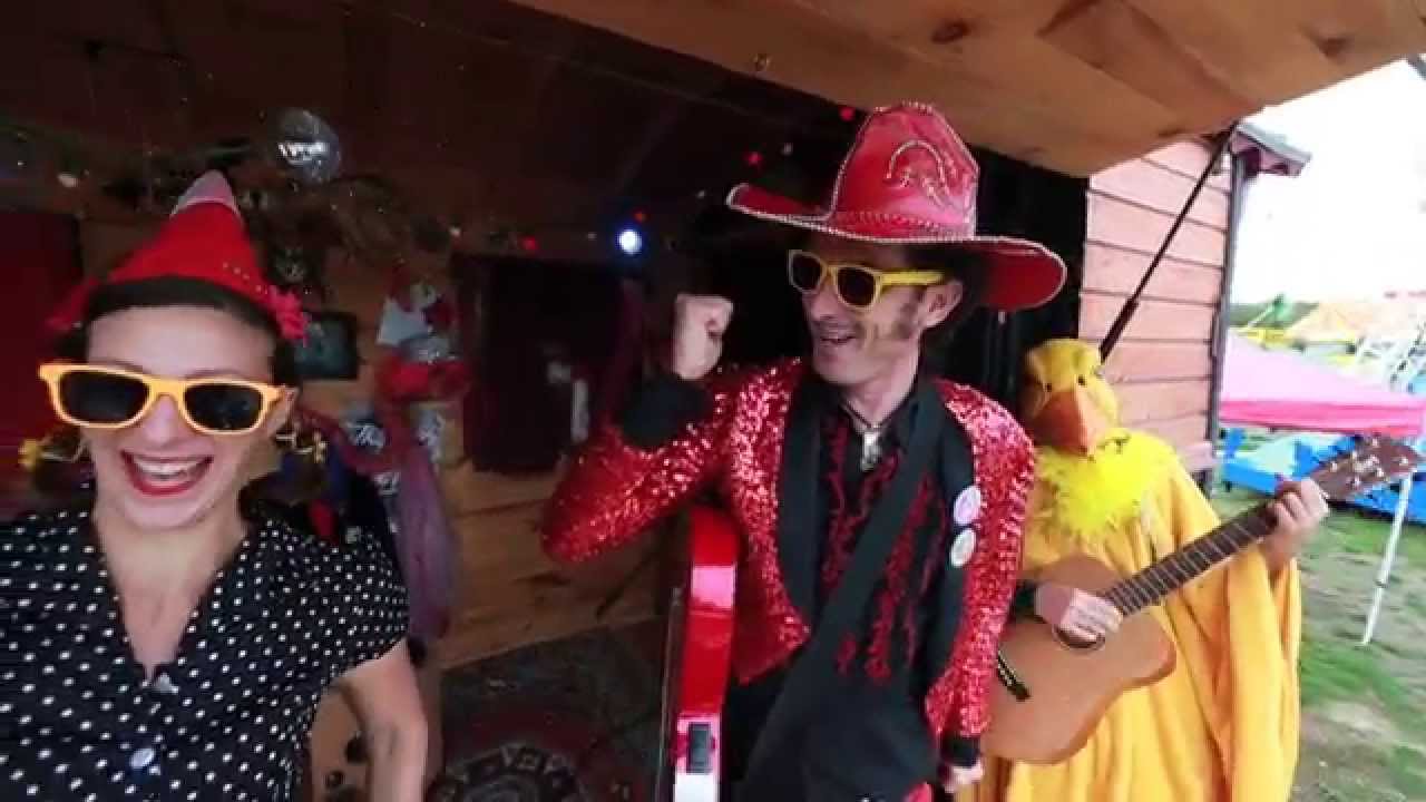 Mobil Mome - Courir sauter grimper glisser - YouTube