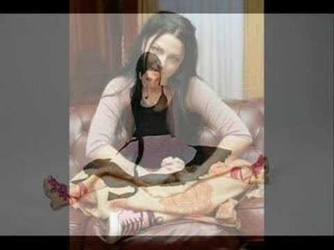 Evanescence - Hello Piano