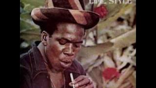 Barrington Levy - Black Roses