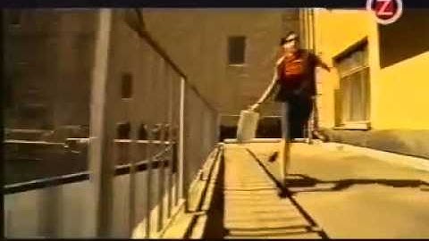 Darude - Sandstorm (Official Music Video)