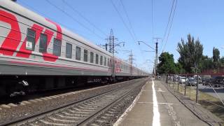 Электровоз ЭП1М-480  с поездом №382 Москва — Грозный