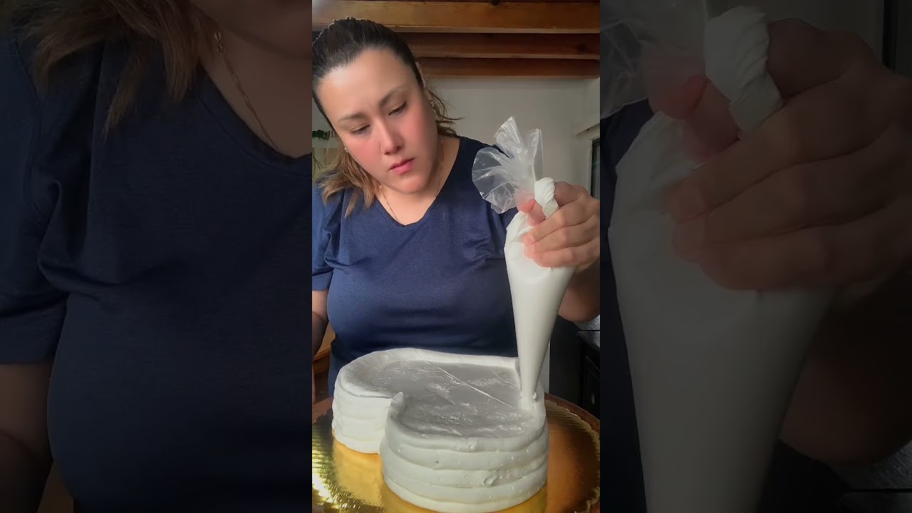 Holita acompañame a decorar pasteles 