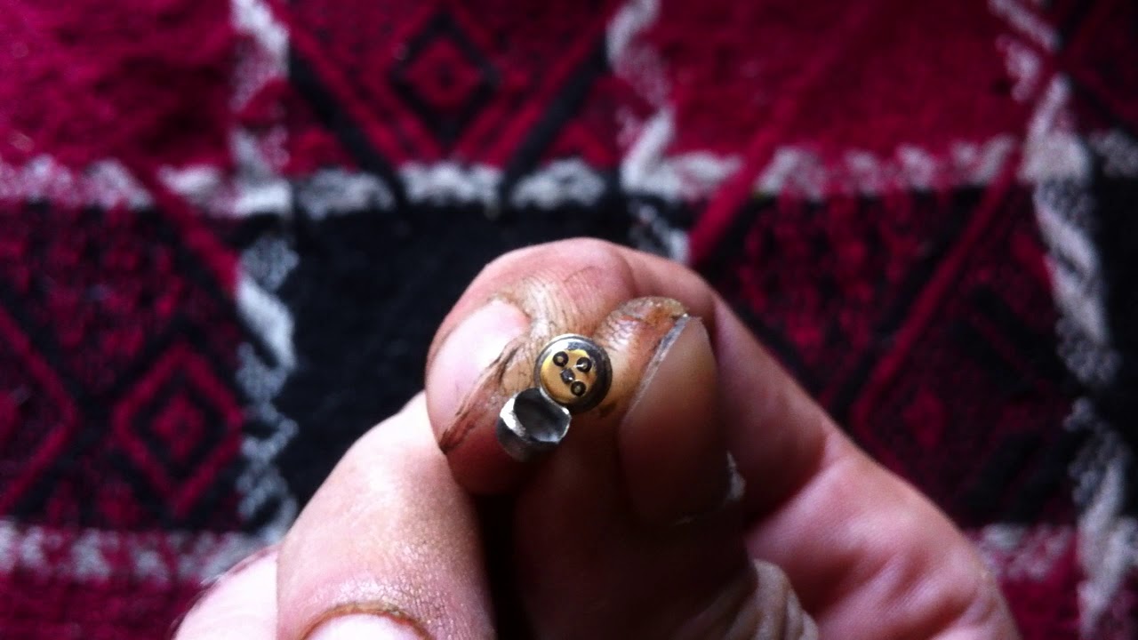 Что внутри в радиодеталях - КП301Б - YouTube