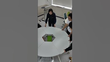 #smart #chair #classroom #smartblackboard Intelligent splicing table