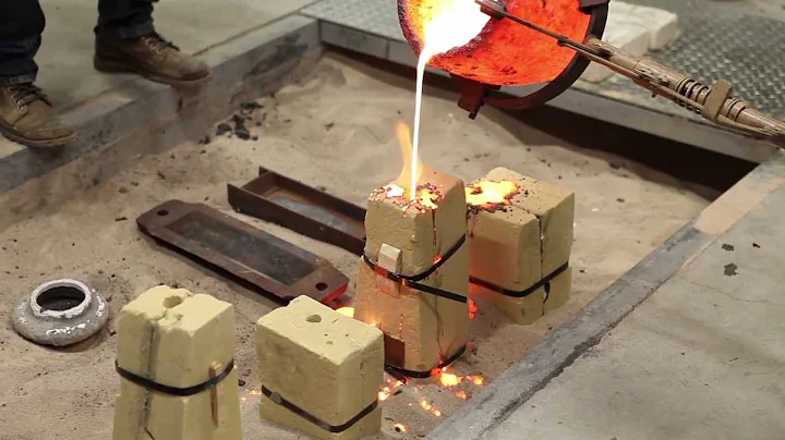 Elizabeth Kronfield - Associate Sculpture Professo...
