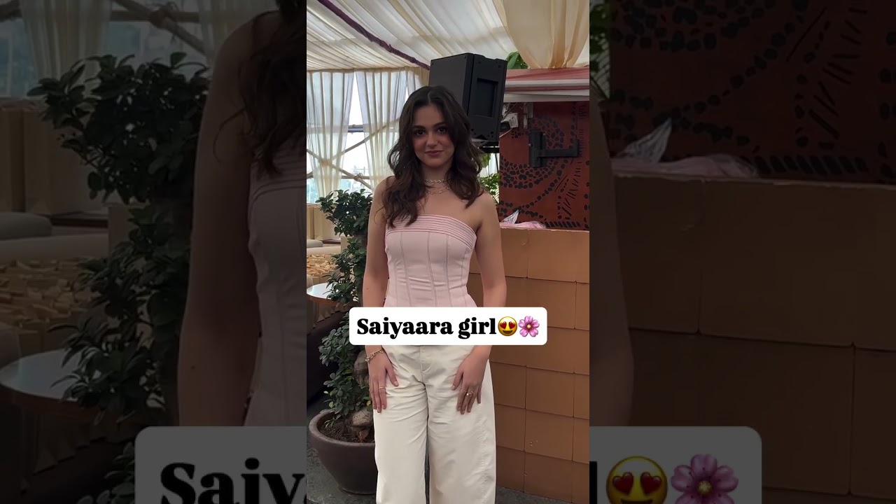 Aneet Padda spotted at Tanishq event....   