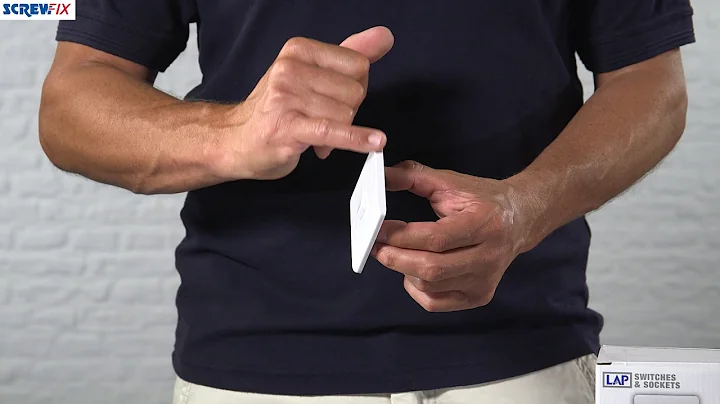 LAP 1-GANG 2-WAY 10AX LIGHT SWITCH WHITE | Screwfix