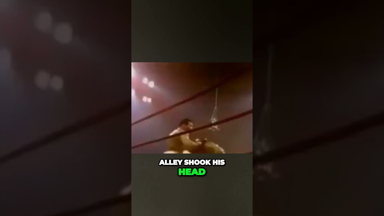 Ali's Flawless Boxing Techniques Fail as Frazier Dominates with Body Shots