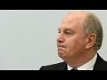 Hoeneß verzichtet auf Revision und legt Ämter nieder