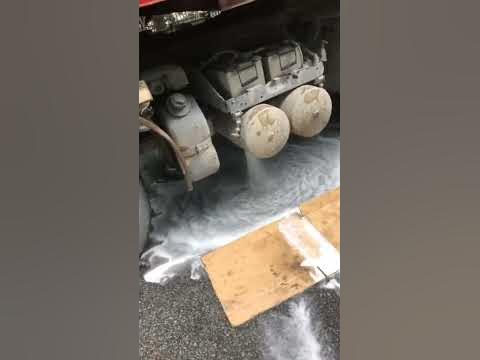 слив конденсата из ресивера - YouTube