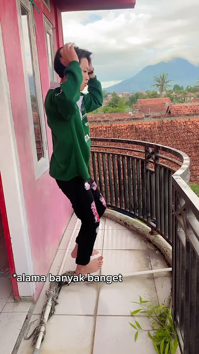 Kesempatan lah orang yg ultah juga anak sultan🤑