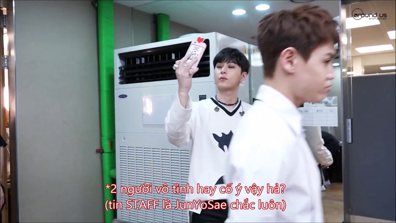 JUNSEOB Series 44: JunHyung's Small Antenna - Only YS in JH's eyes