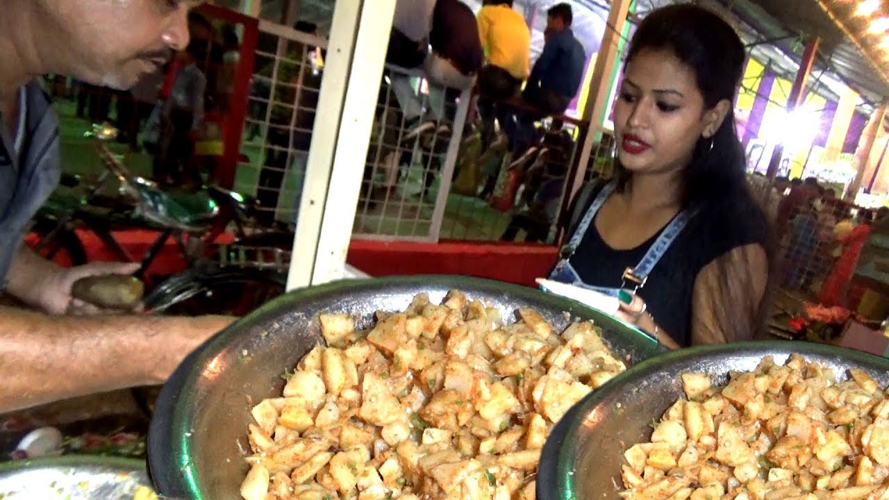 Chatpata Spicy Aloo Kabli @ 10 rs Only | Very Popular Street Food in School Time | Indian Food Loves You