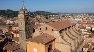 Bologna is the largest city (and capital) of emilia-romagna region in
northern italy. it seventh most populous italy.bologna li...