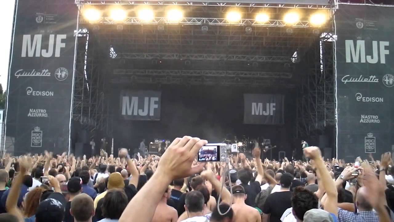 cypress hill jump around