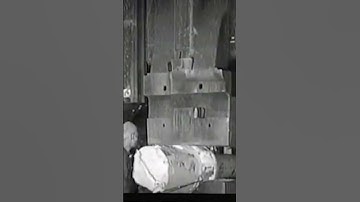 1918 - Off to work inside the Woolwich Arsenal (WW1)