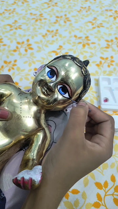 Laddu gopal ji ke shringar 😍🫶🏻#diy #painting #youtubeshorts #viral #shorts