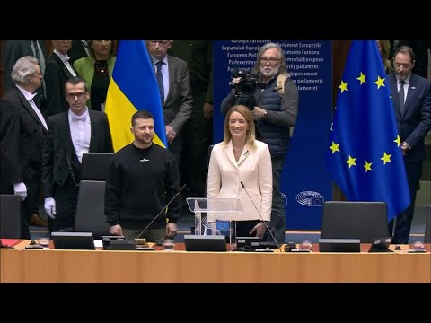Zelensky welcomed by a standing ovation in the European Parliament | AFP