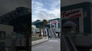 Walking Las Vegas Strip | Las Vegas Boulevard Walk | Las Vegas, Nevada #shorts #lasvegas