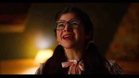 Dustin and Susie sing NeverEnding Story. Stranger Things season 3.