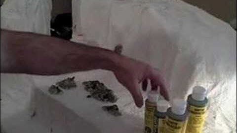 The Making of a 300 Diorama; Part3 Painting the base colors