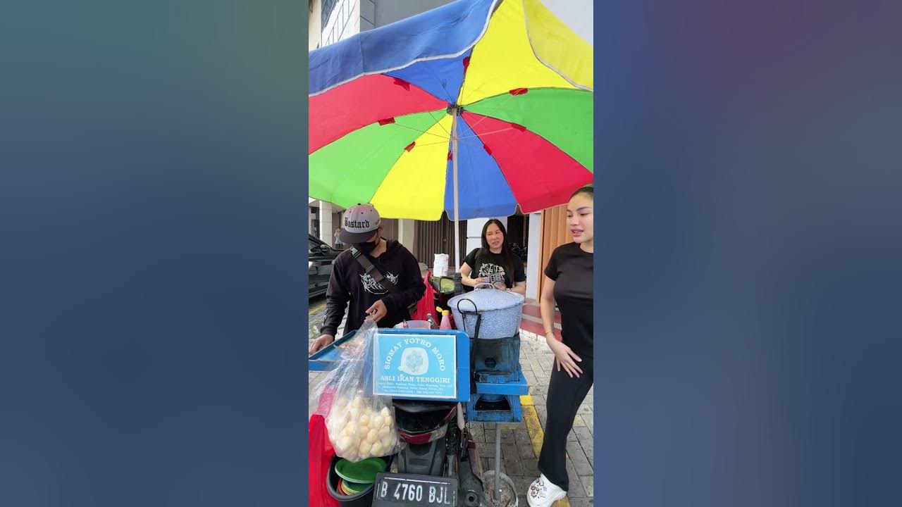 siomay viral P.I.K #nikitamirzani #nikmir #viral #nikmirfood #siomay #siomaypik