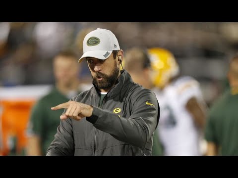 Source: Packers' Rodgers signs record extension